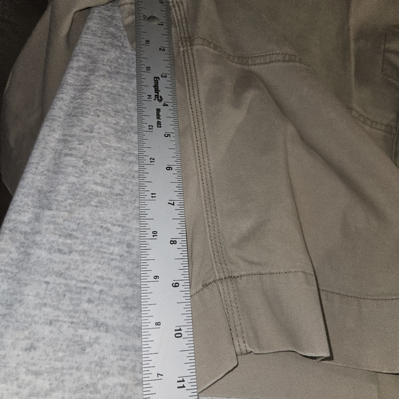 Polo Ralph Lauren Men's Gellar Cargo Shorts - Picture 11 of 13